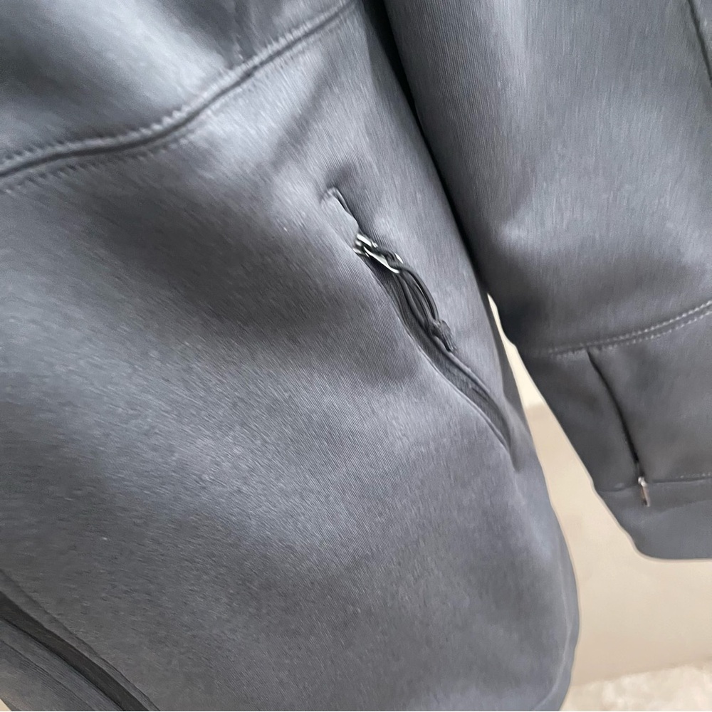Women’s North Face Apex Risor Jacket- Color Heather Gray  Size S‎ EUC Winter - Picture 15 of 15